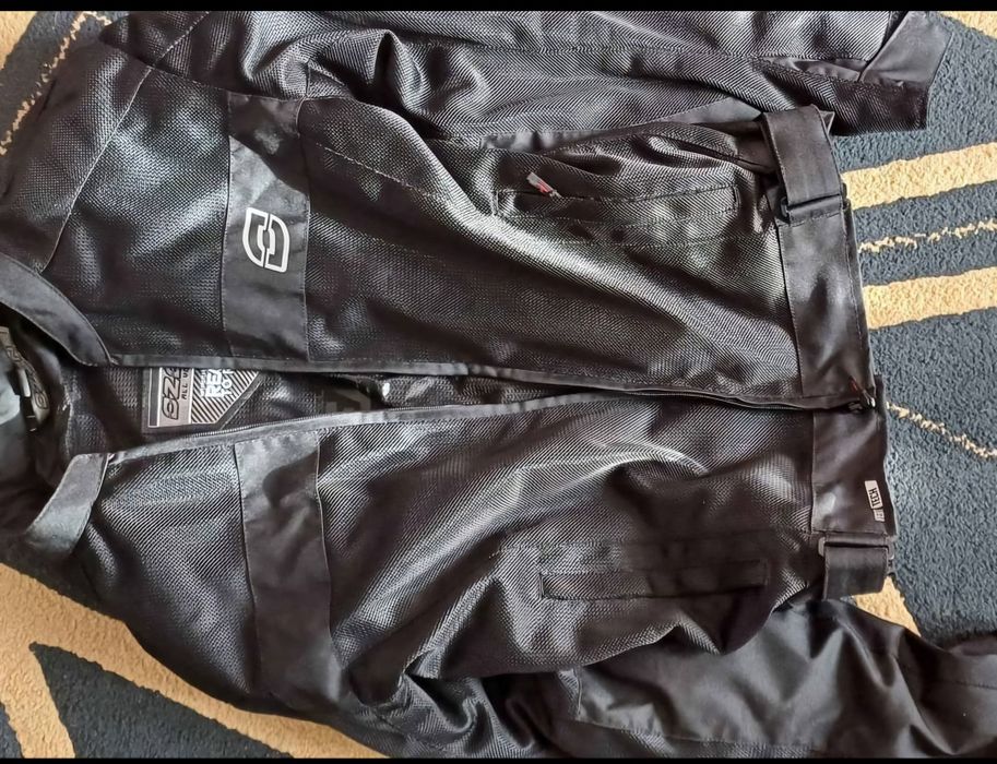 Vând geacă moto,textila ozone marimea XS