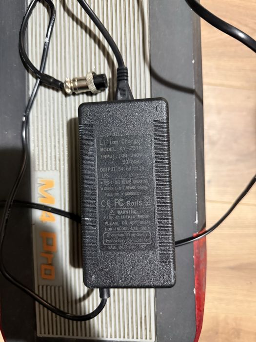 Kukirin M4 Pro trotineta electrica