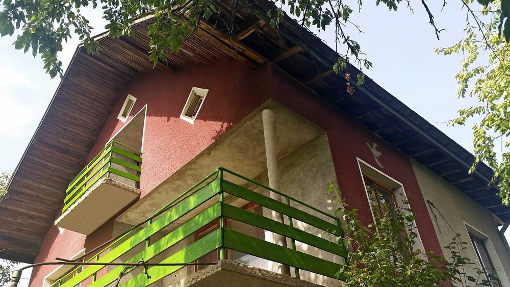 Продавам вила, къща в село Граница, област Кюстендил