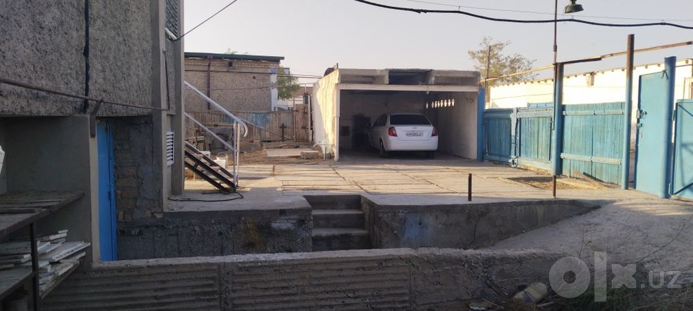 Зарафшон шахарда дача сотилади.
