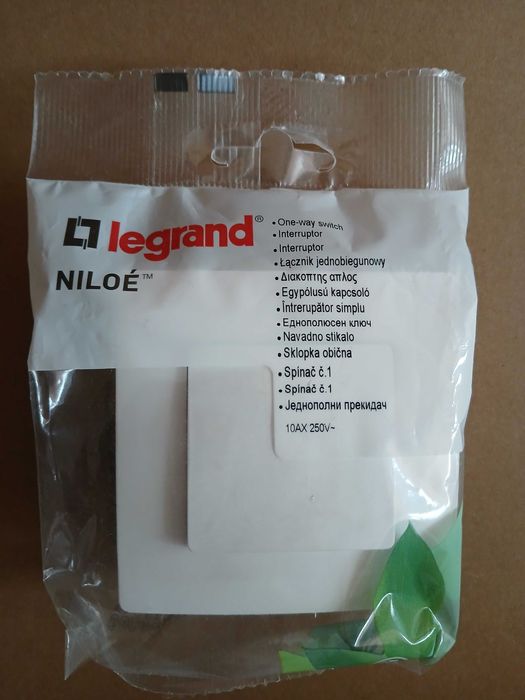 Нови контакти и рамки 3-ка Legrand