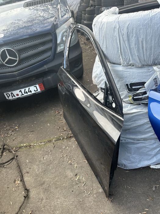 Skoda Octavia 4 2022 предна дясна врата