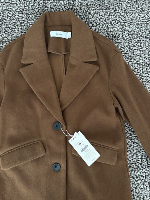 Кафяво палто Bershka