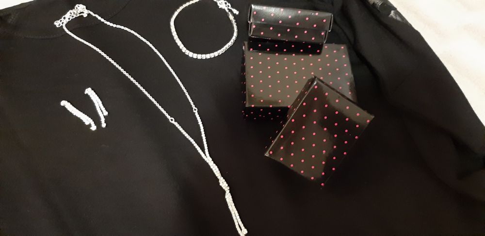 Аvon бижута Avon Lolani