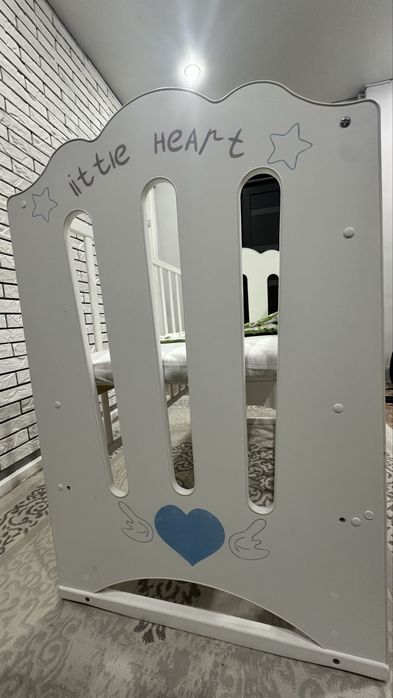 Продам кровать-манеж