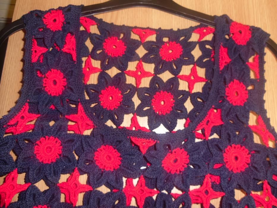 bluza -vesta crosetata ,tip dantela