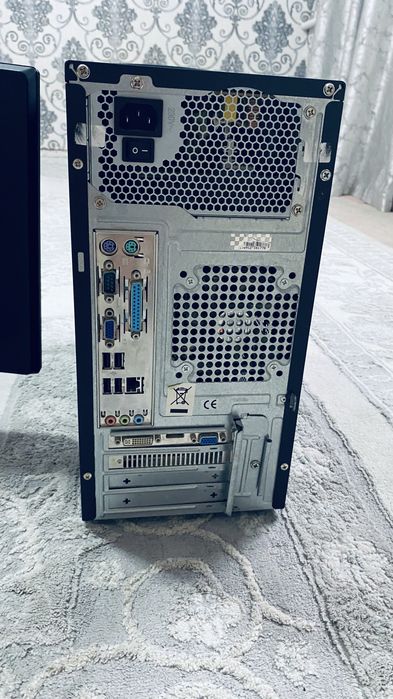 Компьютер САМСУНГ