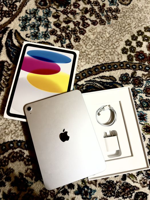 iPad (A16) Wi-Fi, 128GB Silver