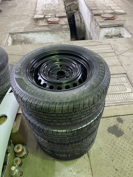 Продам комплект колес в сборе