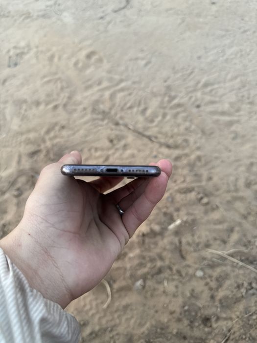 Айфон 8 состояние плохое