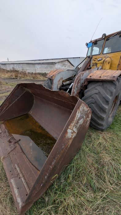 Продам кировец с мех лопатой ковшом