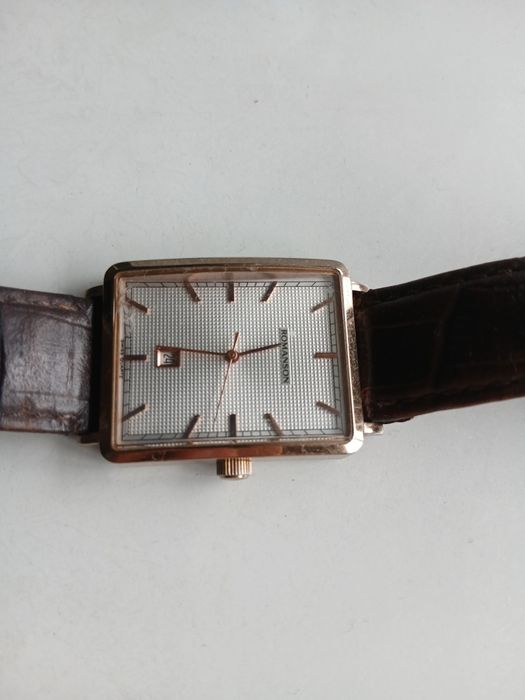 Часы "Романсон" рабочим состоянии