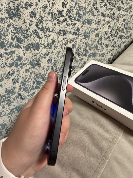 Iphone 15 pro без ремонта