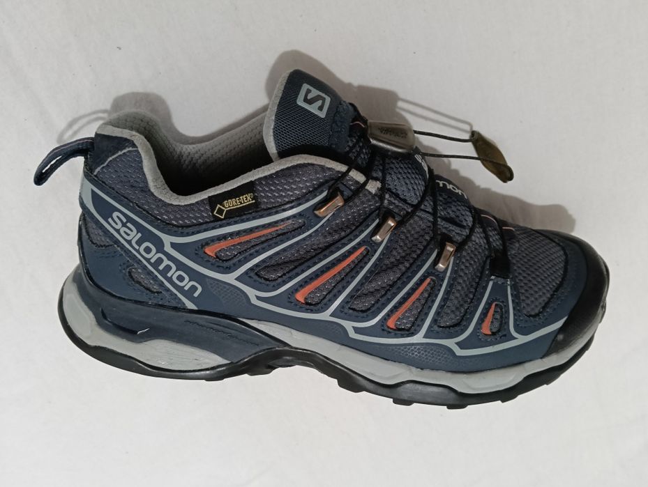 36,2/3 Salomon Gore-tex masura 36,2/3