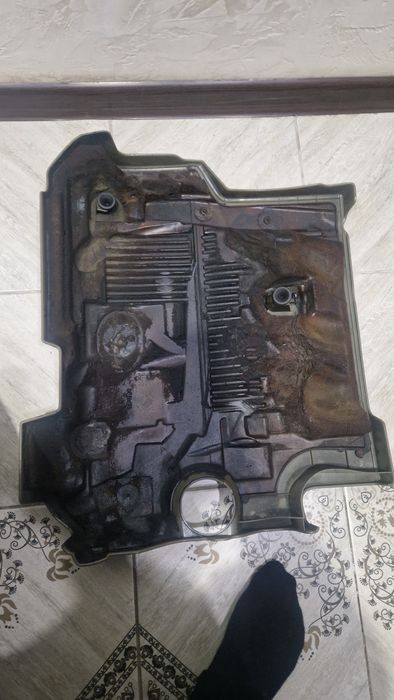 Крышка двигателя 2gr-fe