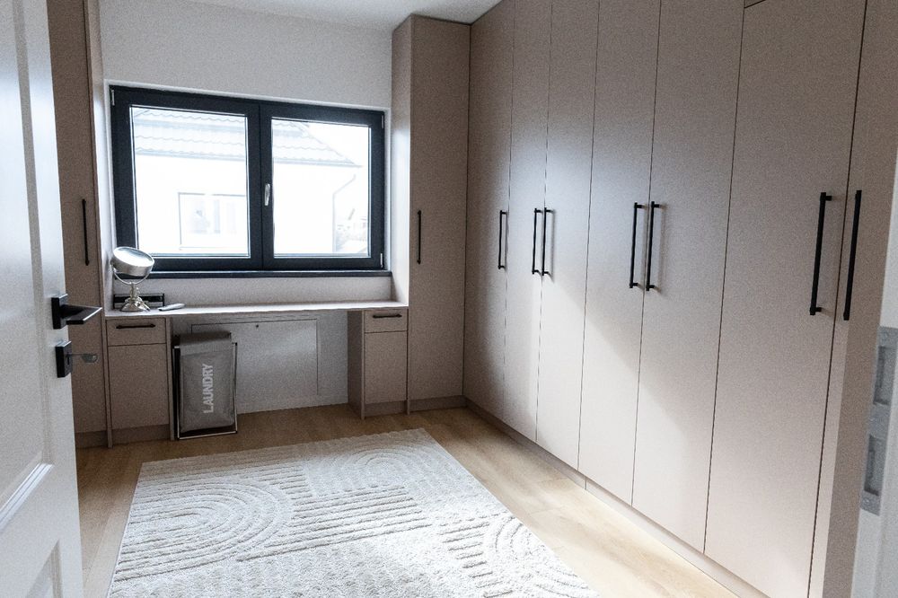 P+1+P-mansardabil-scara beton armat, 3dormitoare, 3bai, camera tehnica