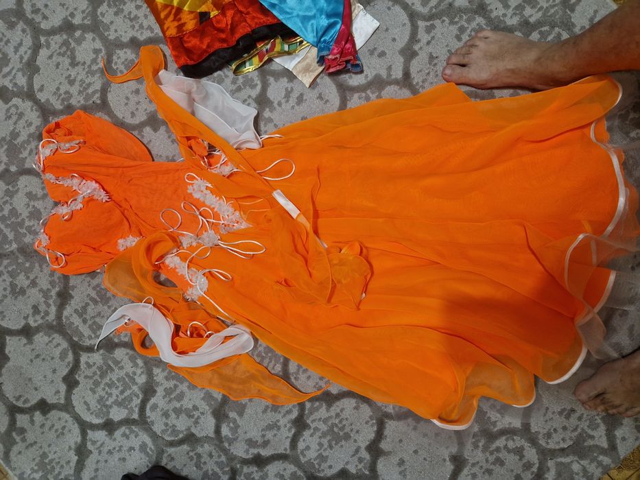 Платья бальные продам или напрокат