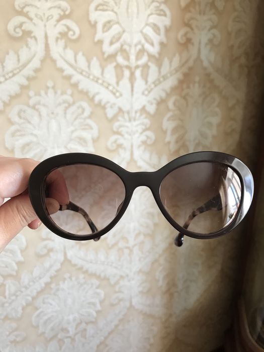 Очки Prada Италия