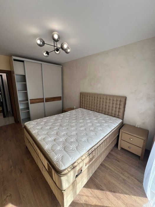 Двустаен имот в кв.Малинова долина