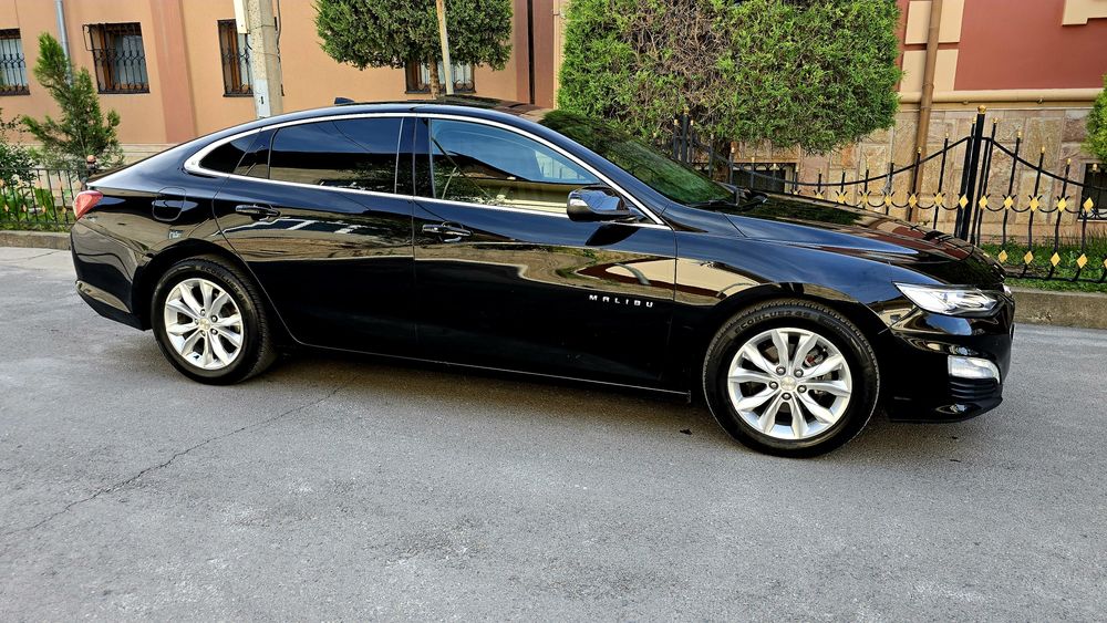 MALIBU 2 PREMIER 2022/23 2000$ navort ketgan Kiraska top toza idyal