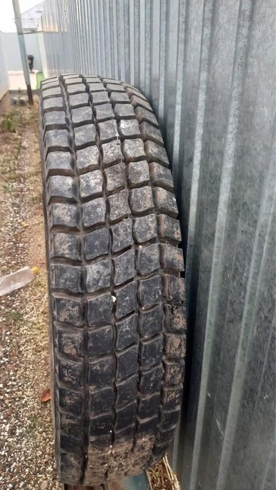 Камаз покрышка 2  шт есть