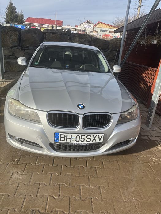 BMW E90, 318d facelift