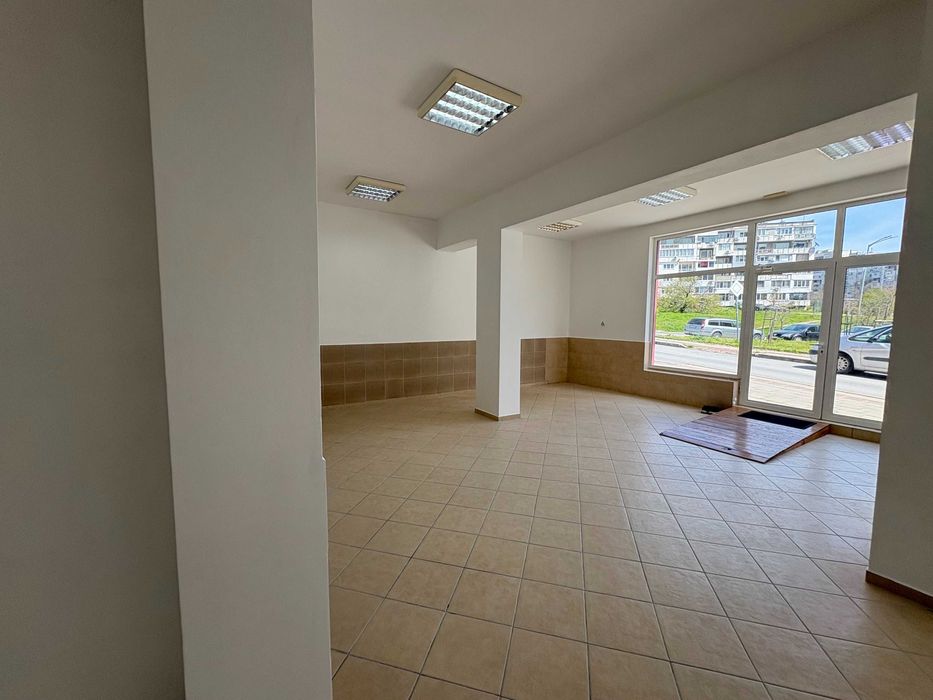 Промишлено помещение под наем, Владислав Варненчик, гр.Варна