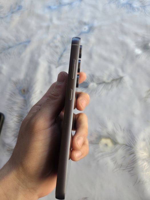 Продам Samsung s23fe