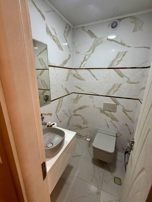 Тристаен, под наем, Сентрал парк, ж.к Славейков с паркомясто