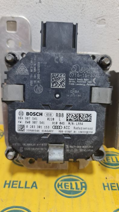 Senzor radar distronic acc grila Audi Q5 FY 80A 80A907561 80A907541
