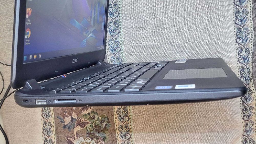 Ноутбук Acer Extensa EX2519-P79W, Intel N3710/4/500/"15,6