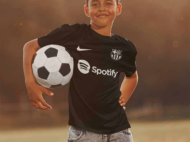 Футболни тениски Barcelona Барселона 6 модела всички размери