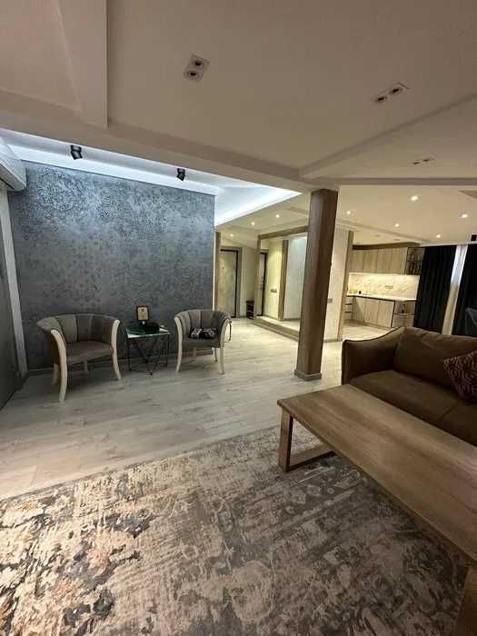 Сдаётся квартира под офис  Ор-р метро Беруний