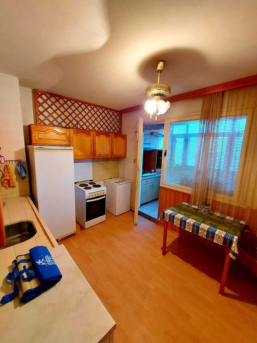 Дава се под наем Двустаен апартамент в Бургас, Меден рудник - зона А - 48 кв.м за 127.5 € - Снимка #4