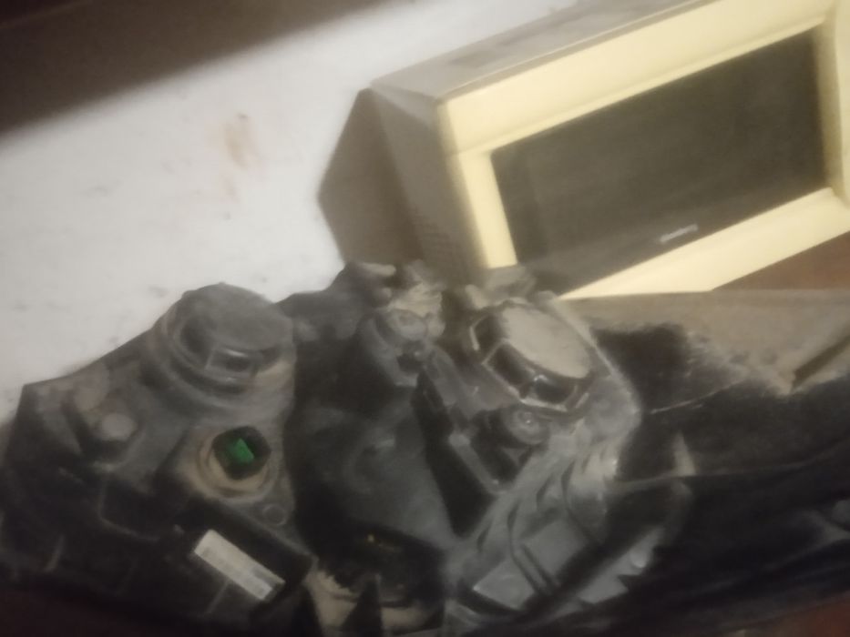 Фара хюндай старекс н1