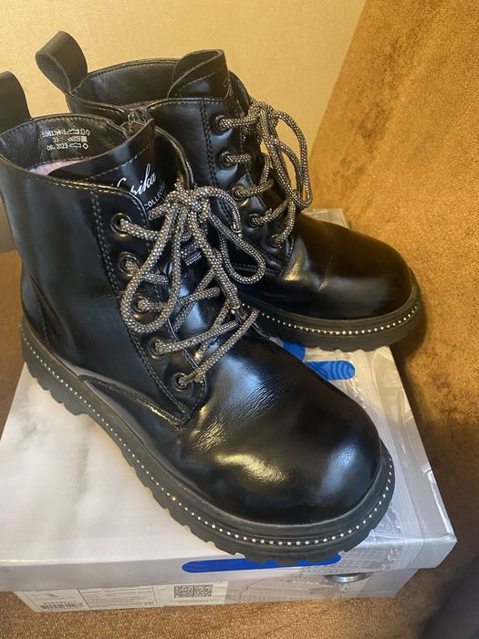 Ботинки осннние 33 размер