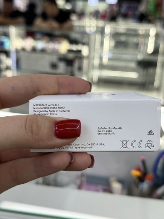 Apple Airpods 4 безшумоподавления