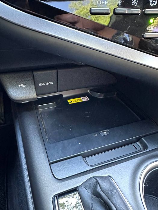 Toyota camry 75 2023 Grande