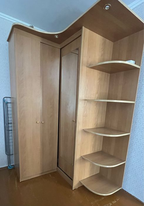 Продам шкаф купе