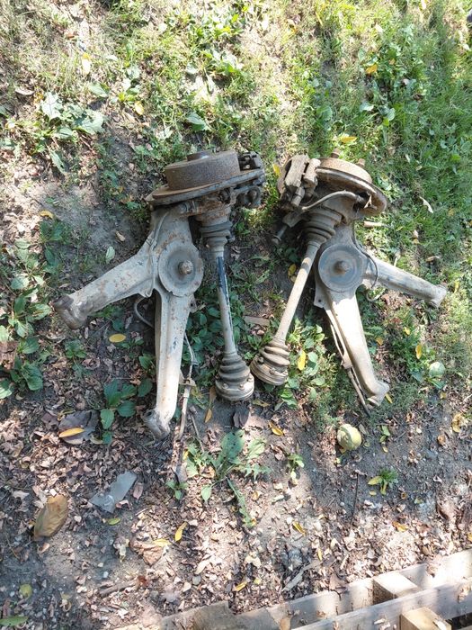 Punte spate cu discuri bmw e30 ursulet