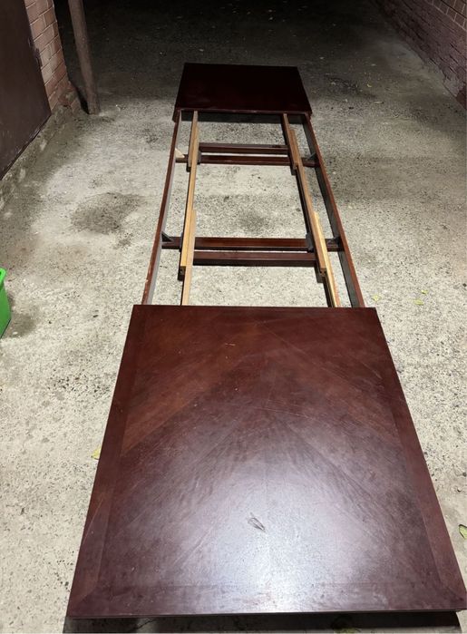 Продается Малайзиский стол