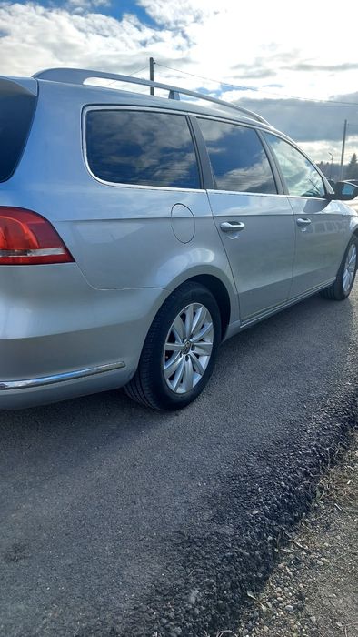 Vw passat  b7 2011.  2.0 Tdi 140 cp 6+1  viteze