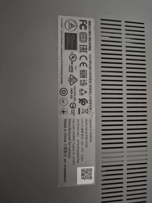 Doua laptopuri nefuncționale lenovo