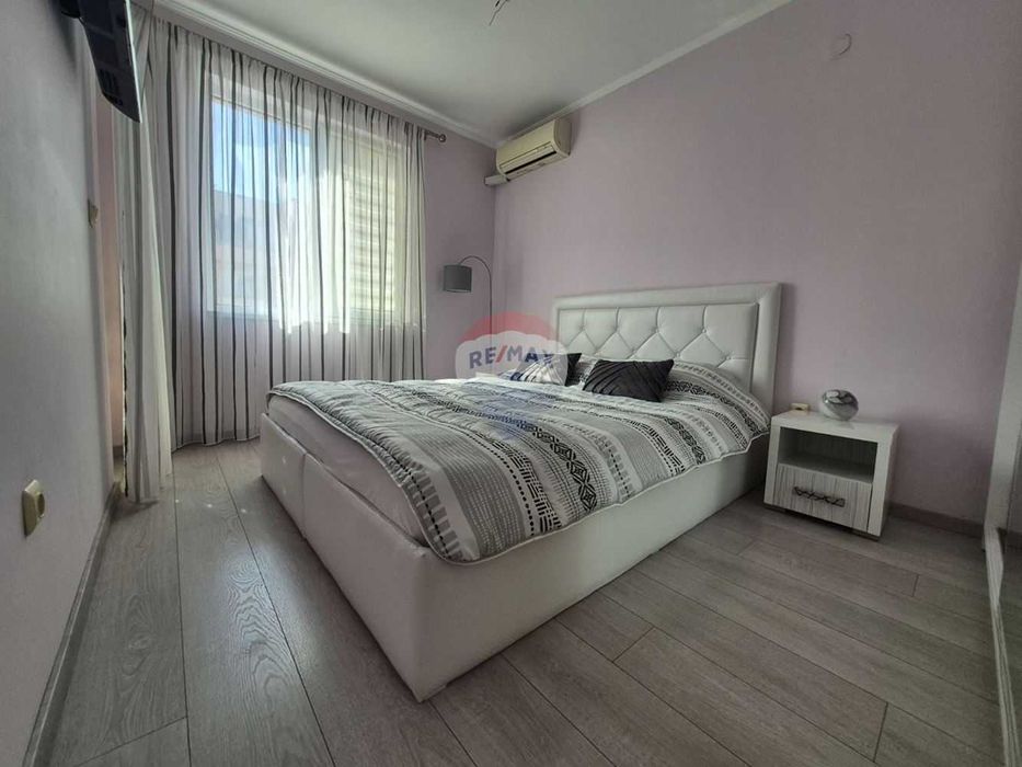 Дава се под наем Тристаен апартамент в Варна, Възраждане 1 - 82 кв.м за 498.27 € - Снимка #13