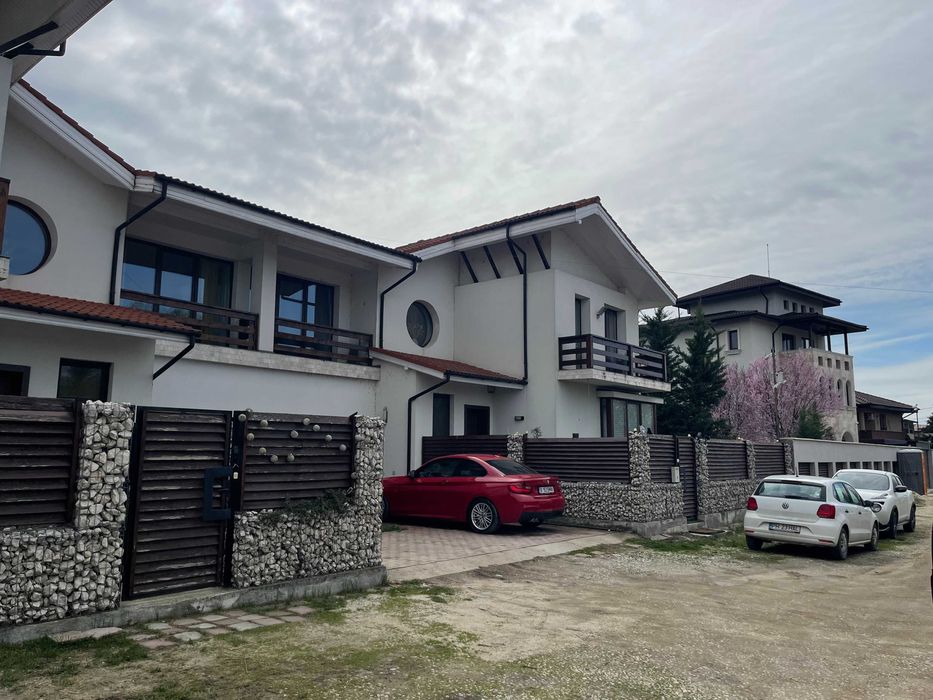 Casa / Duplex de vanzare in Mogosoaia