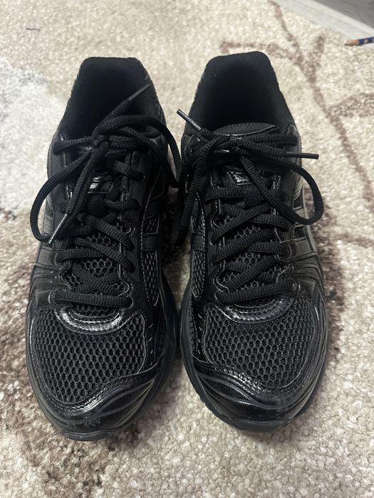 ASICS Kayano 14