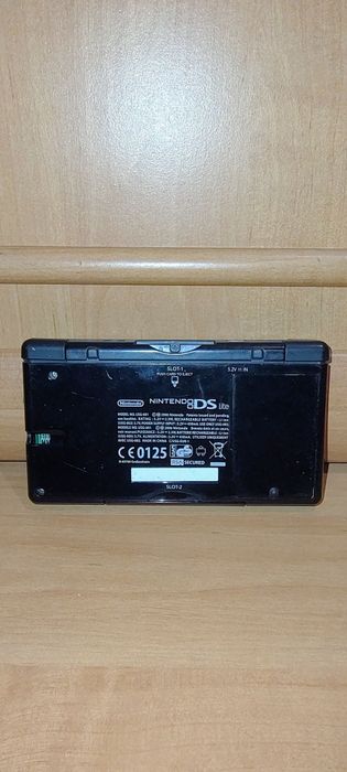 Carcasa modificată by Nintendo