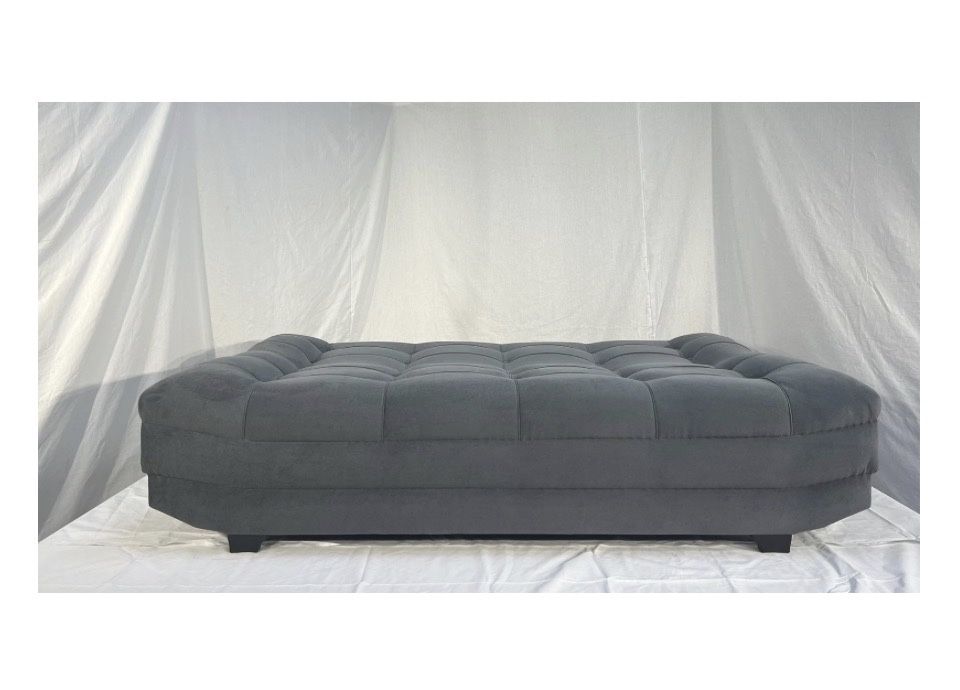 Срочно продам диван