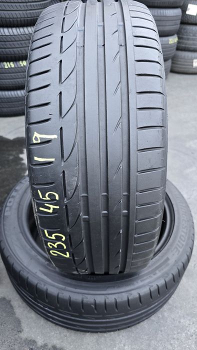 2 anvelope vară Bridgestone 235/45/19