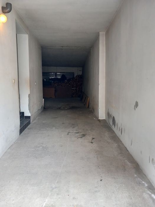 Двуетажна къща в гр.Троян